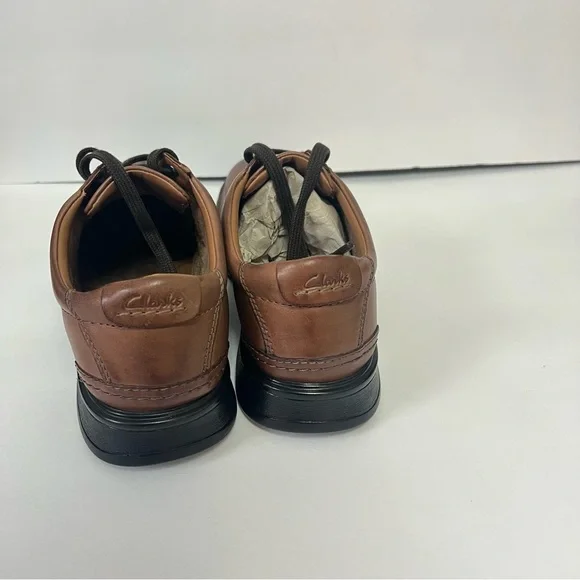 Clarks Men’s Brown Leather Touareg Vibe Wide Width Lace Up Classic Formal Shoes